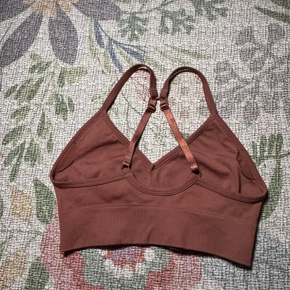 Lululemon Athletica Ancient Cooper Ebb to Street Sports Bra - C/D cup - Picture 3 of 5